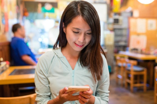 女生用微信小号测试男友的行为是否可取？如何看待这种行为？